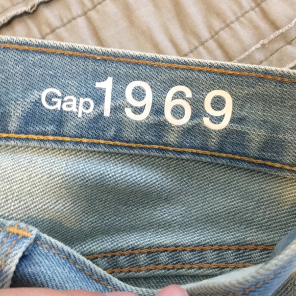 NWOT boyfriend jeans - Picture 3 of 8